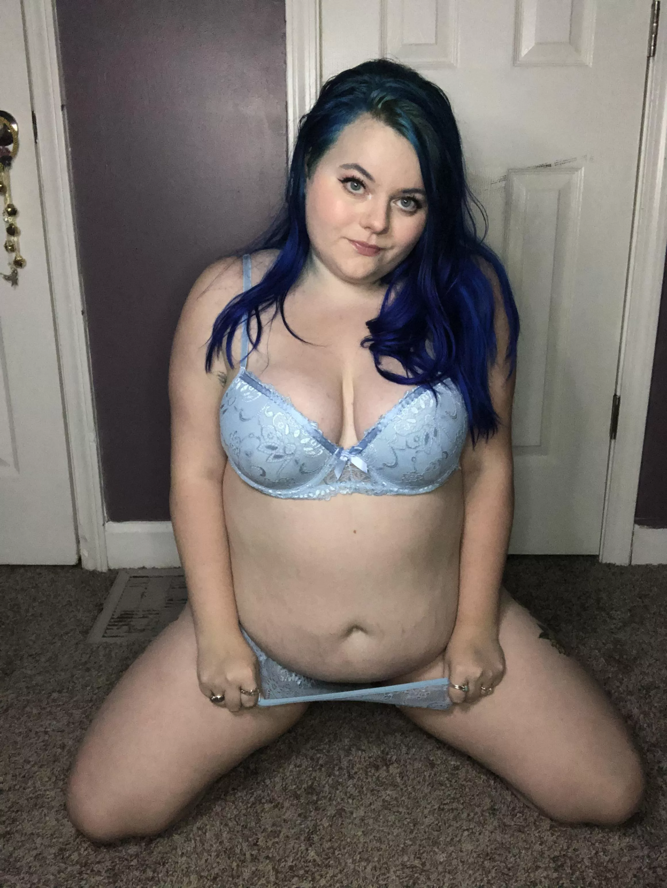 Wanna see me naked? 🙈