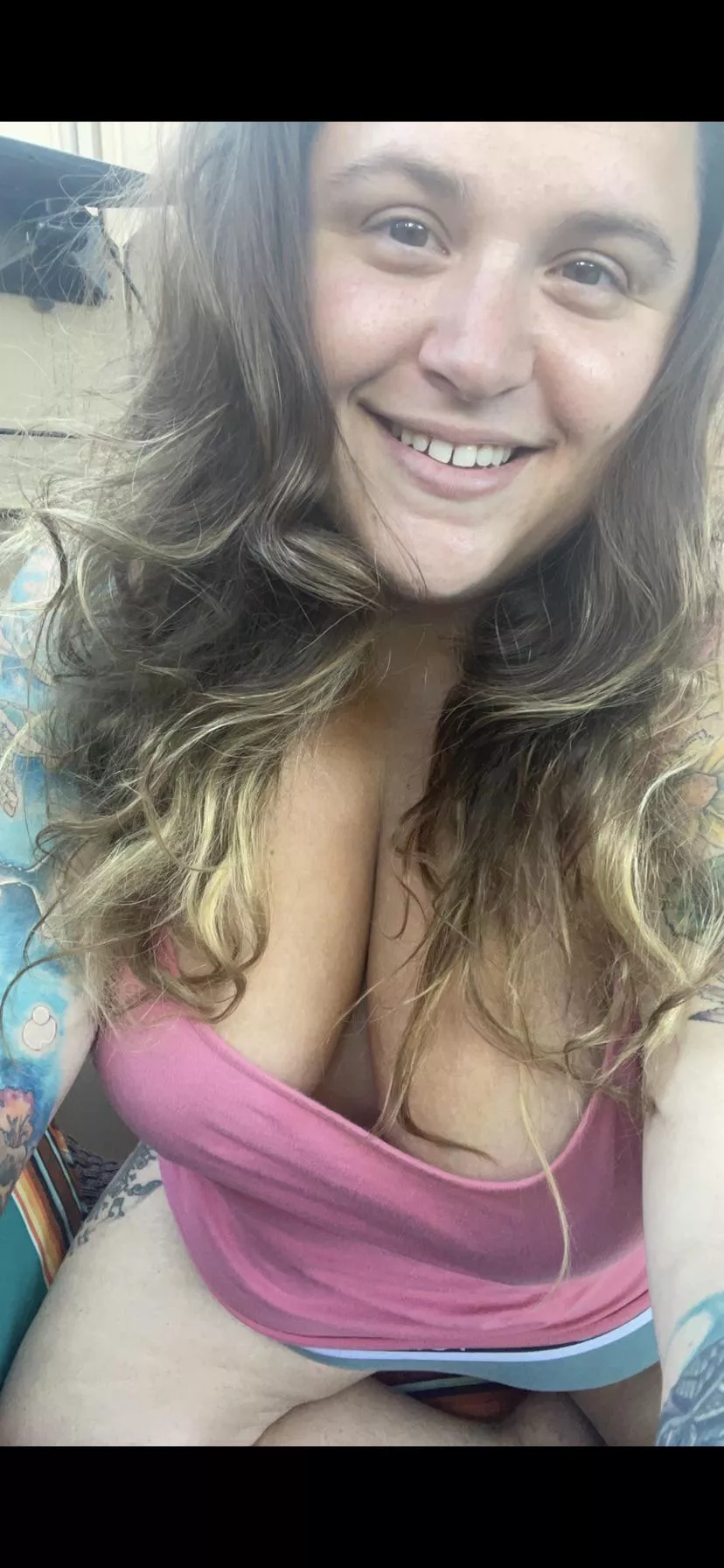 wanna see me pull down my top ? send a chat and find out how wanna see me pull down my top ? send a chat and find out how