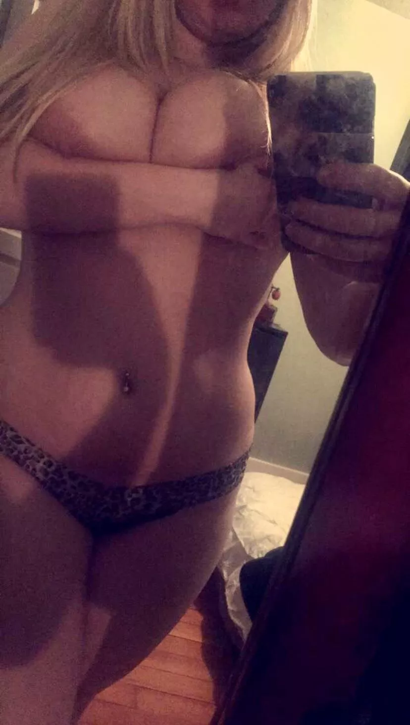 Wanna see me wave hello😜