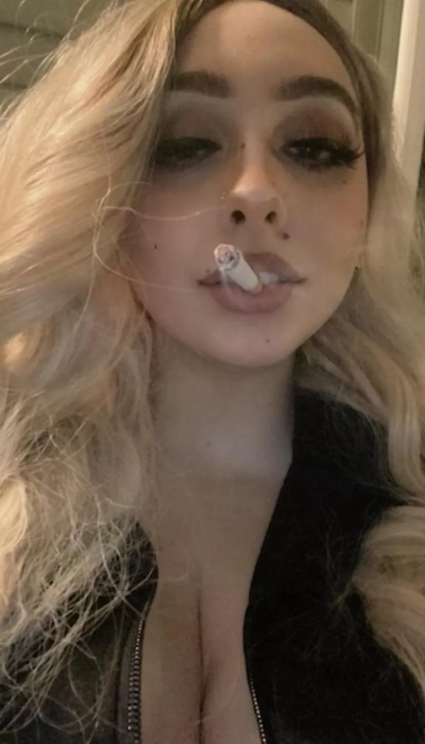 wanna see more cleavage?