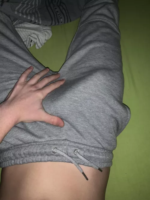 wanna see underneath😉