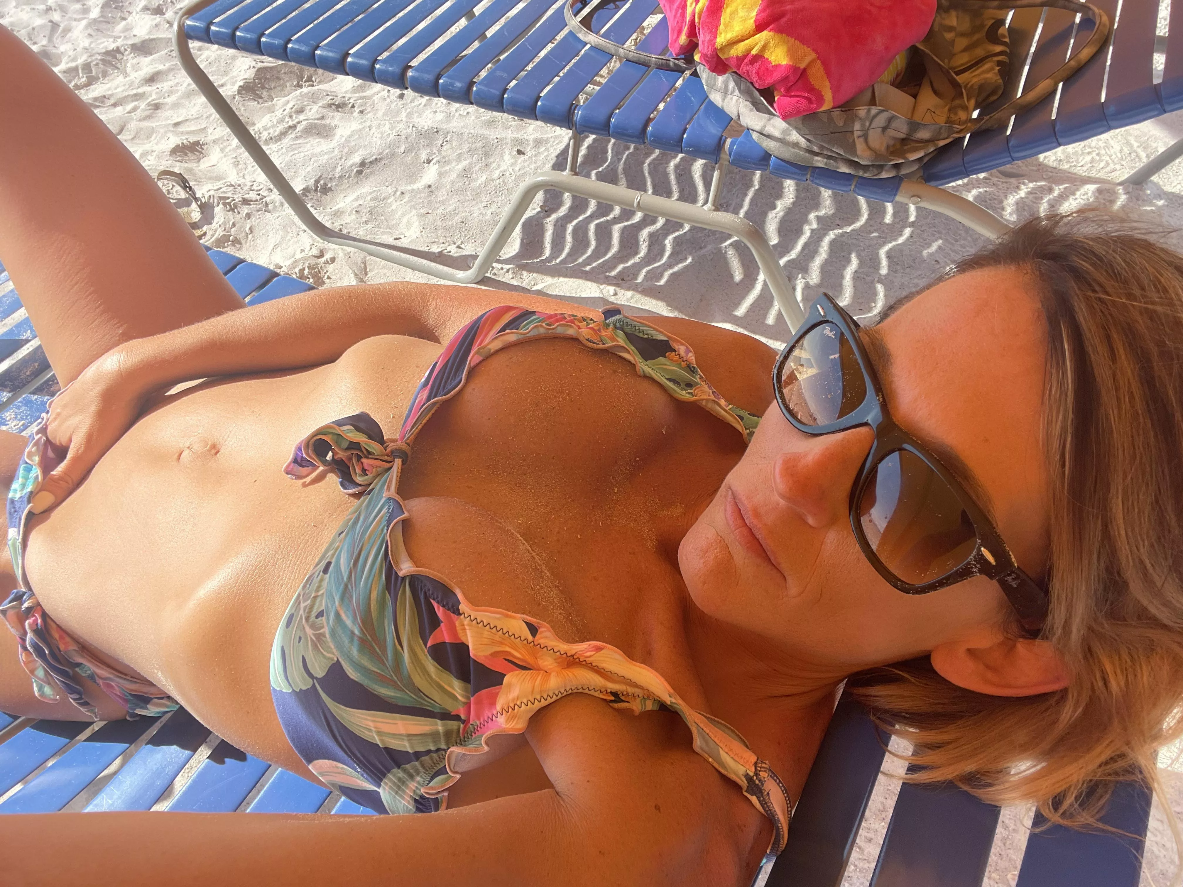 Wanna watch me cum for you? I’m so Horny I couldn’t wait to go back to the hotel room. 💋$9.99, no paywall