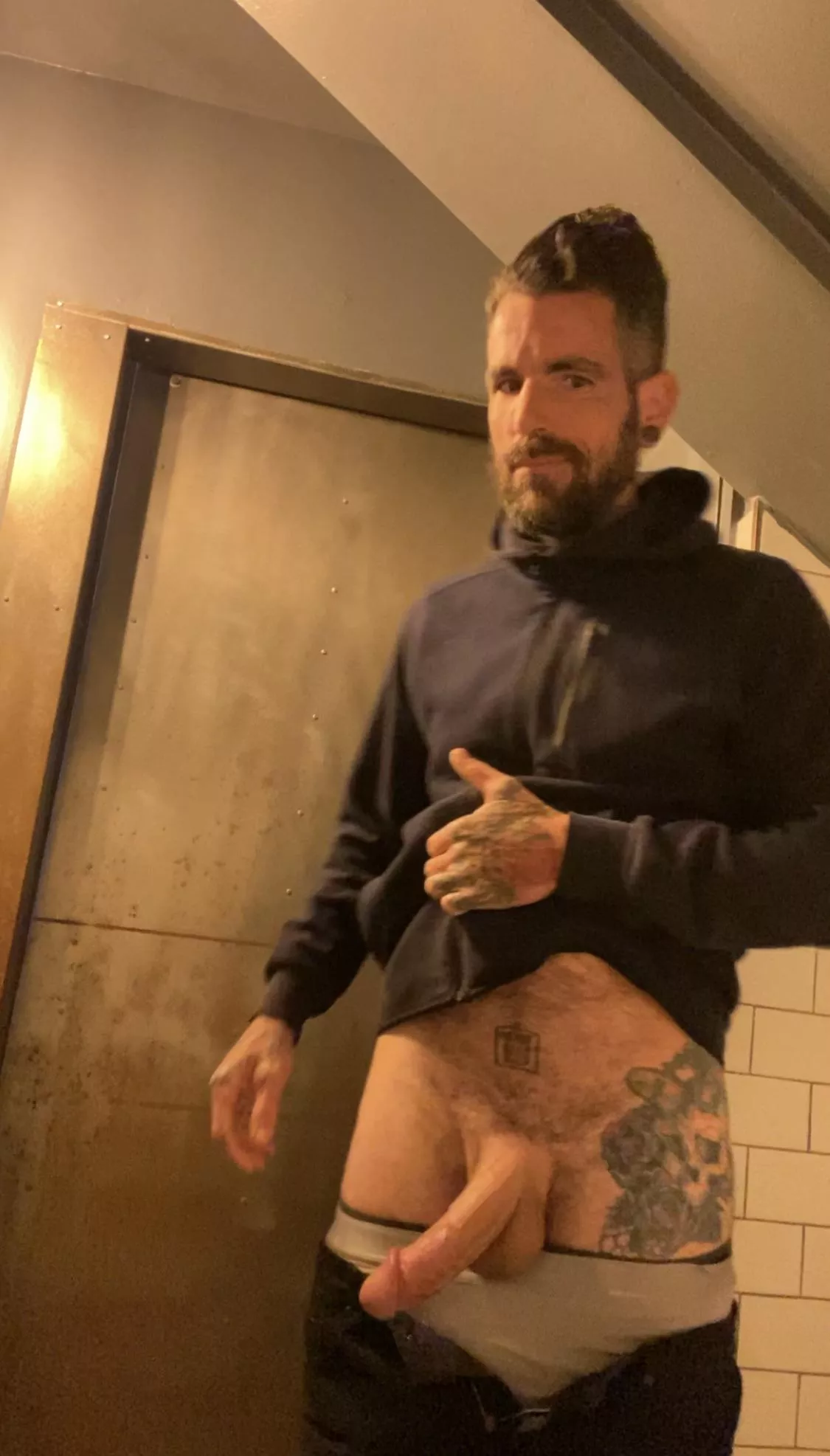 Wanna watch me make a mess? Wanna watch me make a mess?