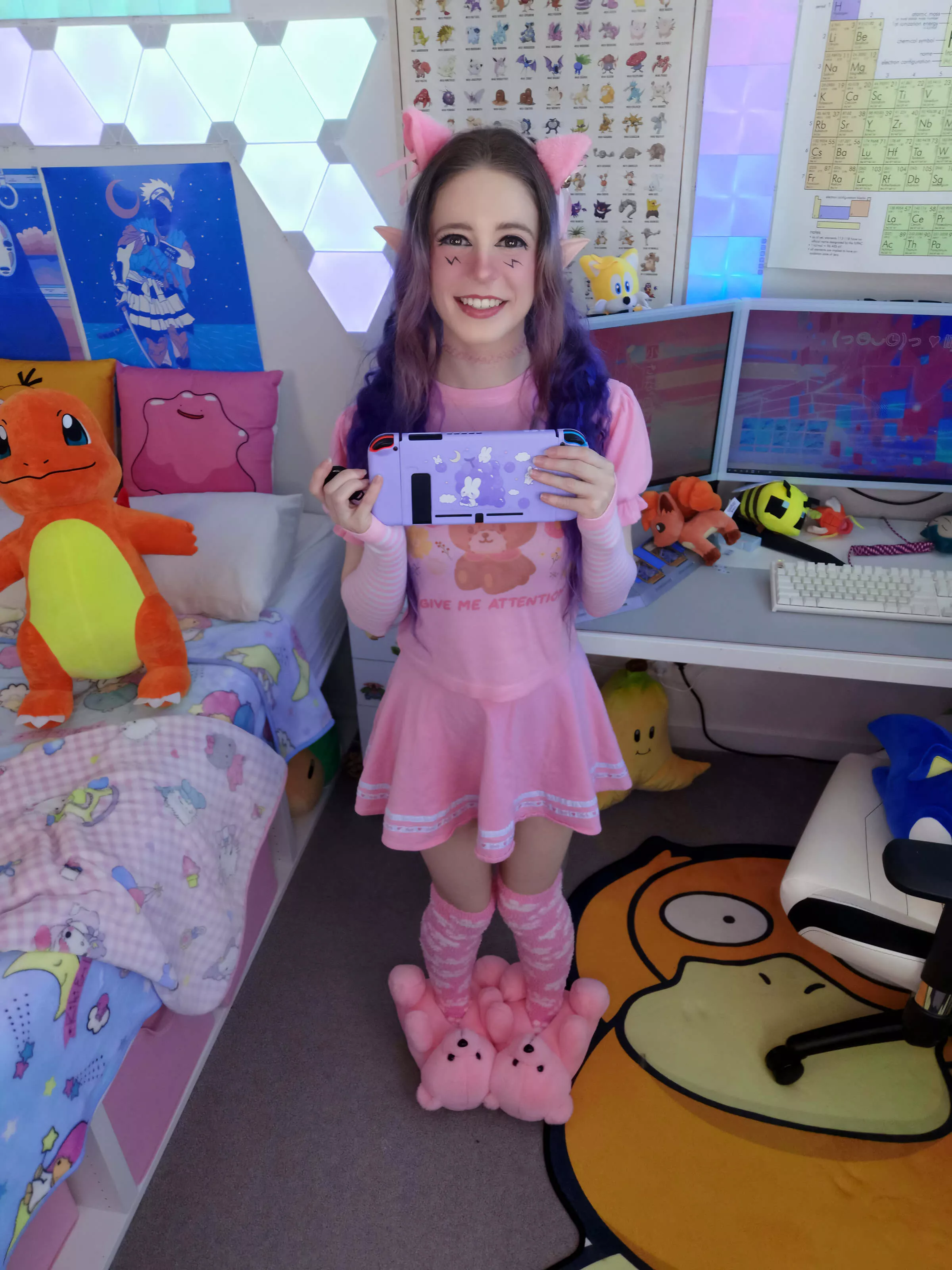 want me to keep the cute shoes on? 😊💖