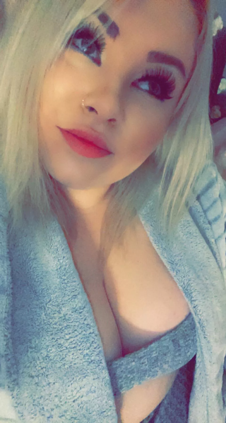 Want to come chat?😉 link in comments 😘