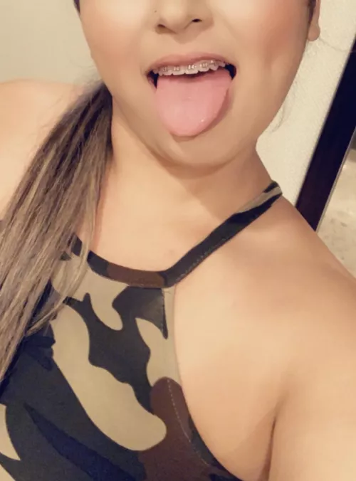 Want to see some cum on my mouth? you know where to find me 👅😈