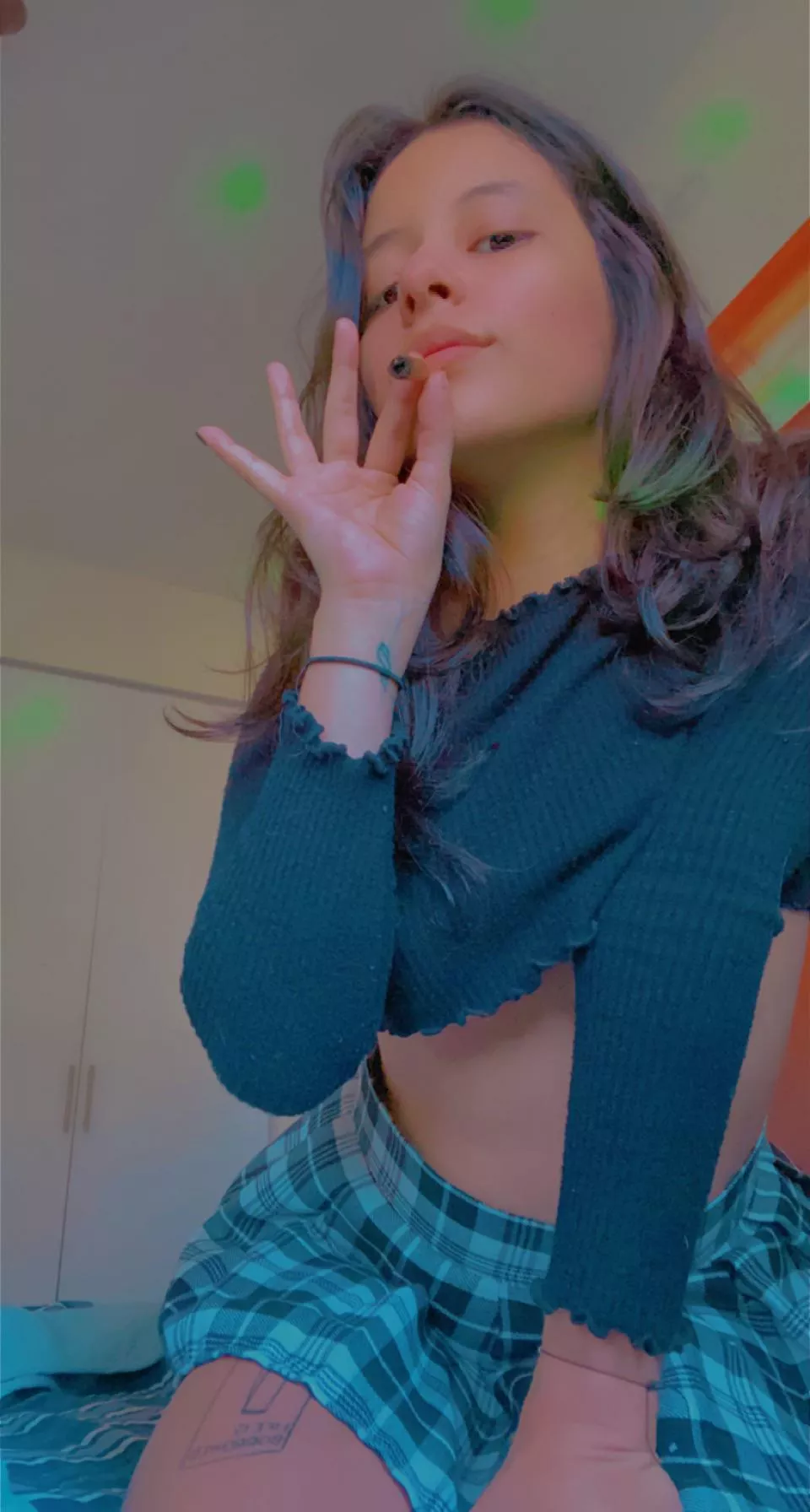 Want to share a joint with me? 👅