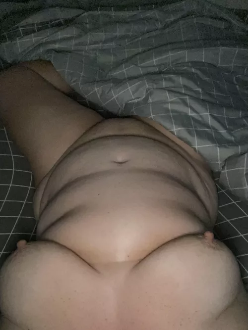 Want to stay in bed today?! 😉