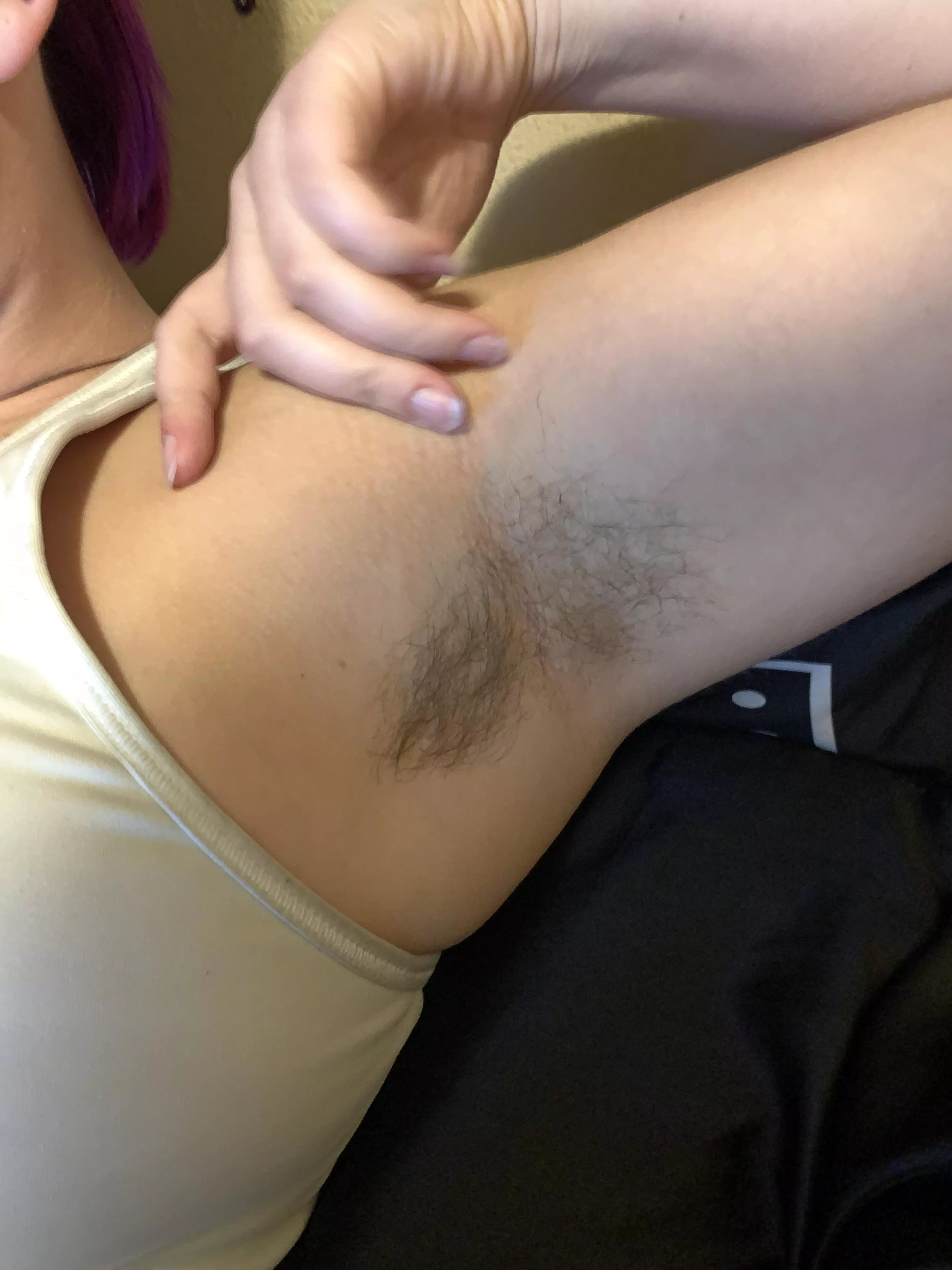 Was thinking about shaving… convince me otherwise? 😘