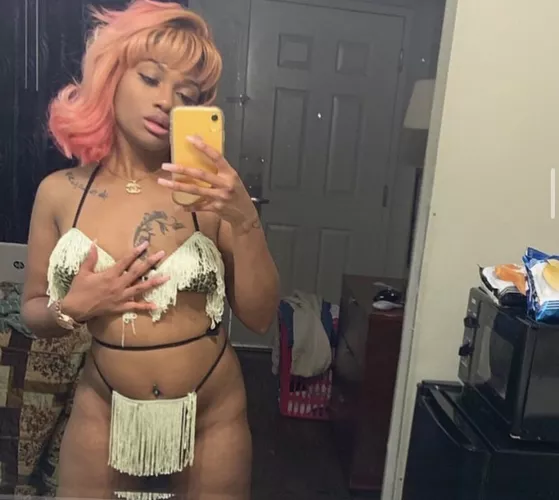 was told I look like my ancestors in this bikini 🥺 then was told to be the n***** slut mom I am and post in it so here 🥰 KIK// FineAssSub