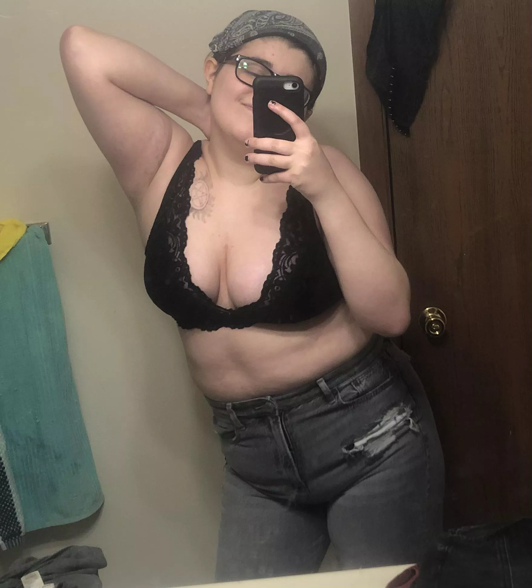 Was trying on new jeans, whaddya think?