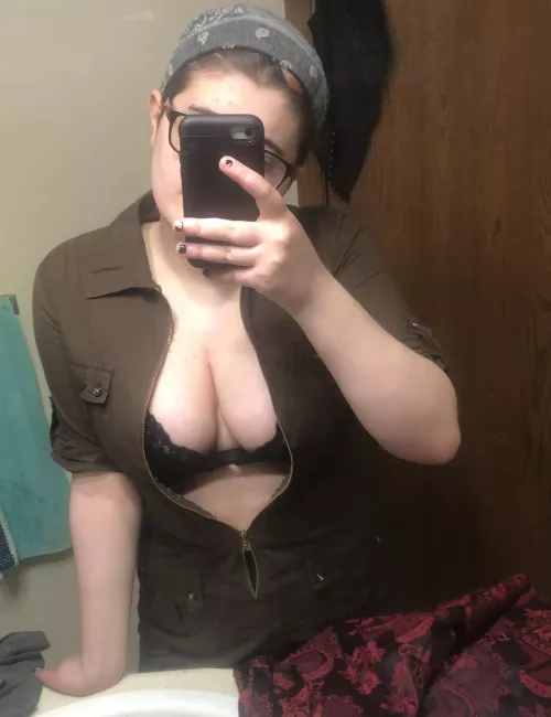 was trying on some new clothes during a study break 🥰