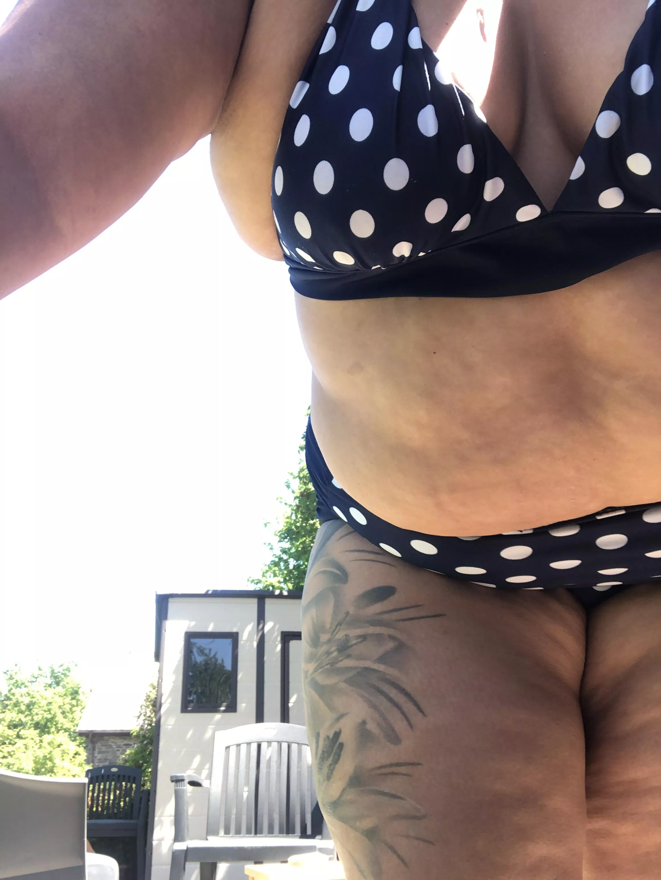 Wasn’t going to wear this as I was on holiday with my family but then remembered! I’m a bad bitch! 🤪