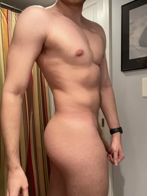 Wasn’t leg day but the butt was still poppin’