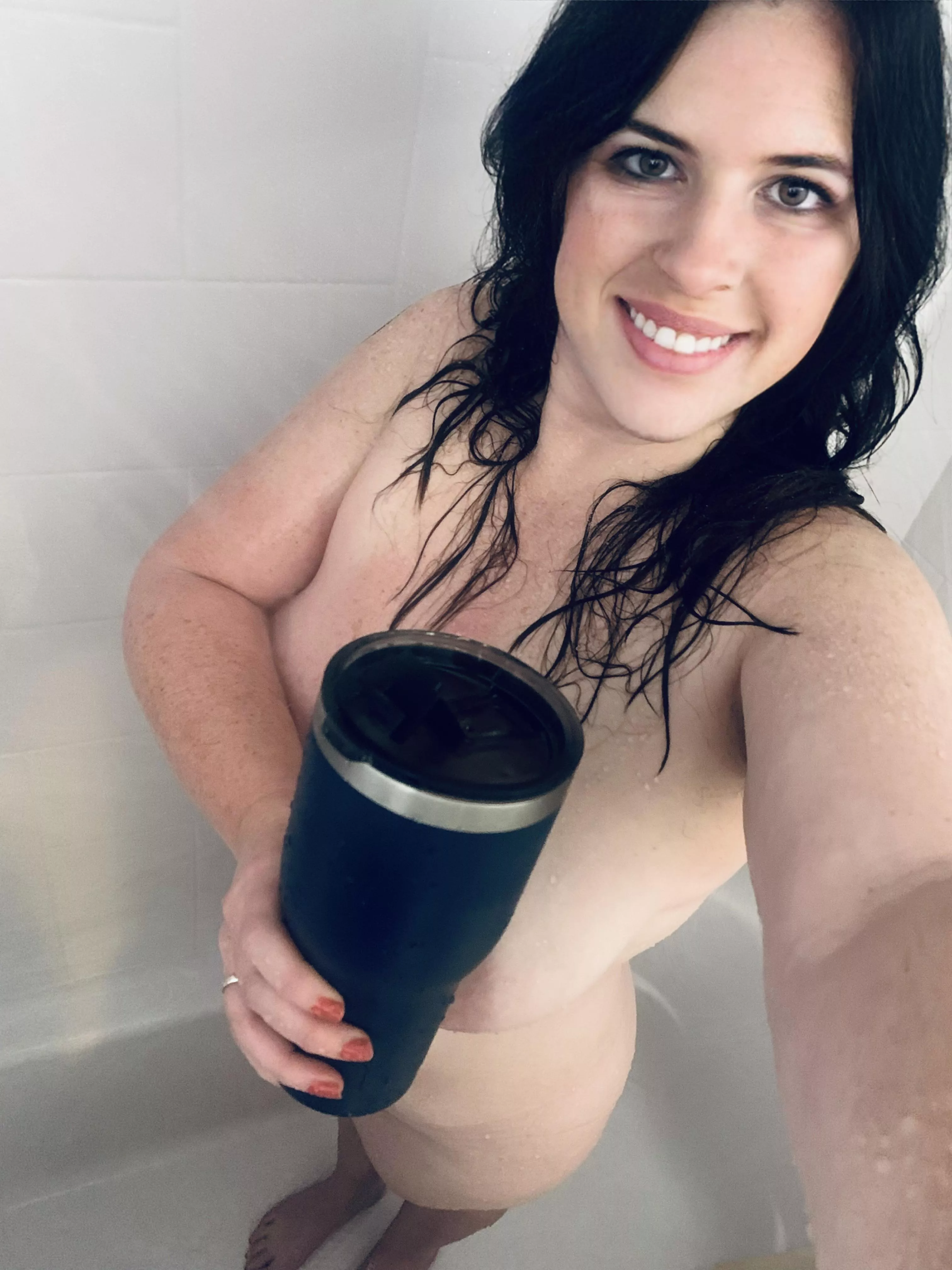 We all heard about shower beers, but what about shower coffee? We all heard about shower beers, but what about shower coffee?