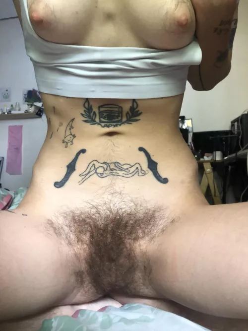 Welcume to my hairy world