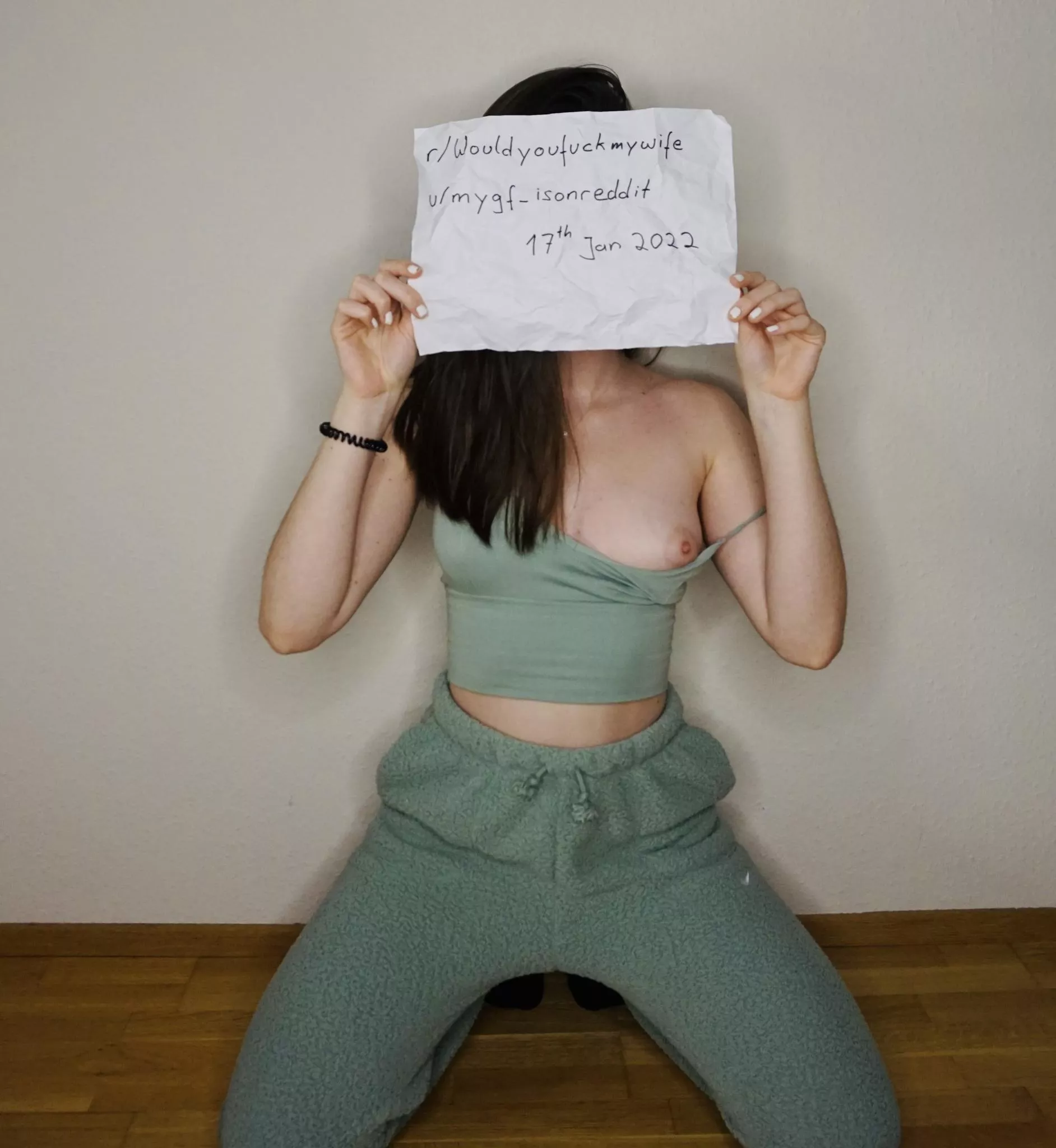 Well it seems like my 20yo gf likes to be shared (…also irl) Well it seems like my 20yo gf likes to be shared (…also irl)