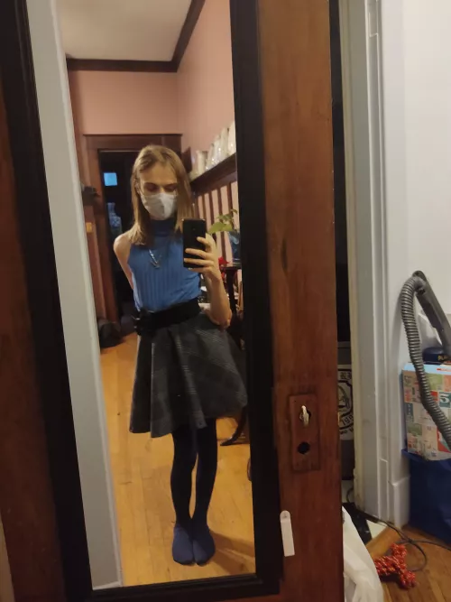 Went out in public dressed up for the first time, tonight. It was a bit anxiety inducing at first, but I'm proud of myself for going through with it! Happy New Year y'all! 😄