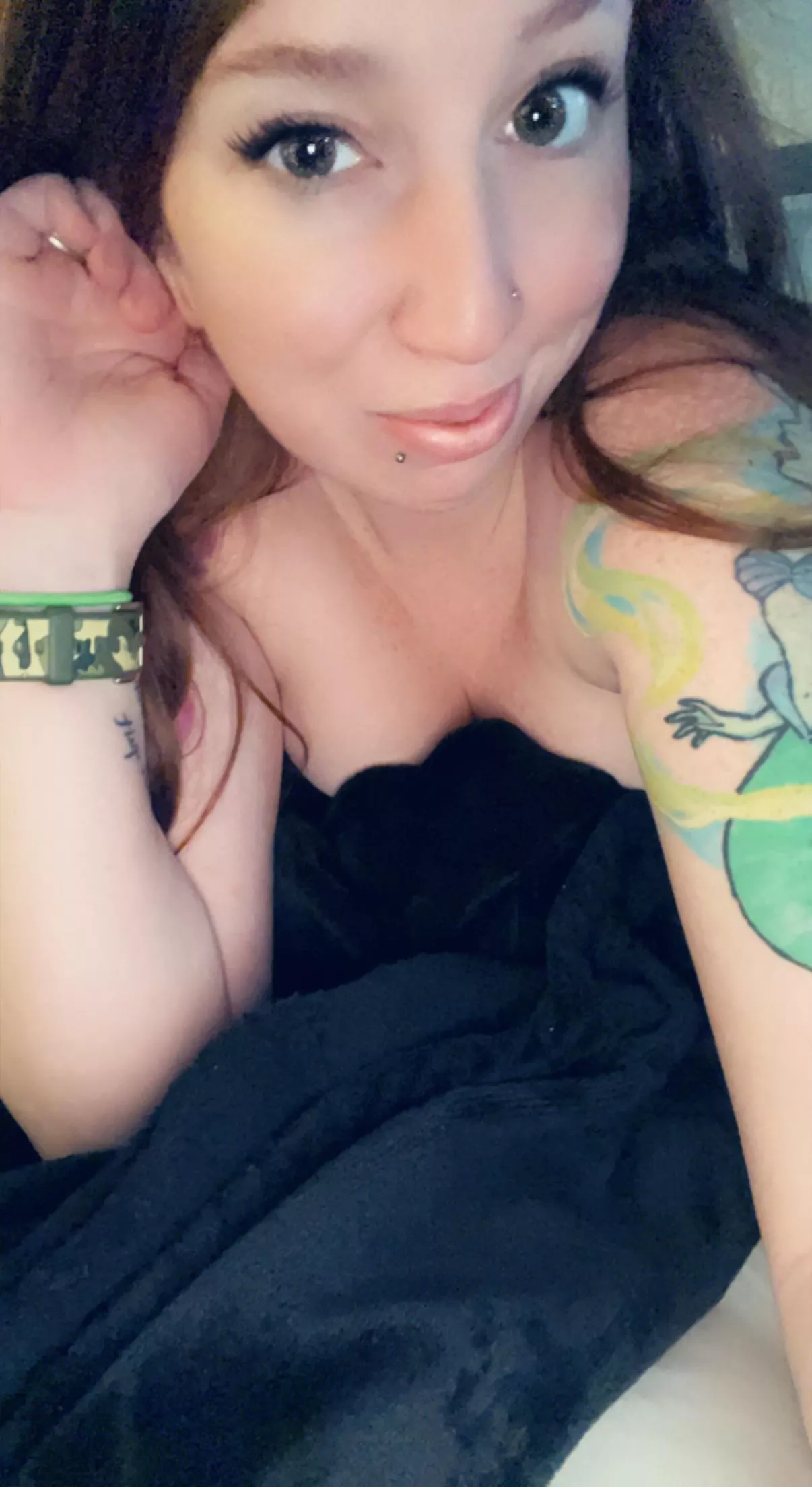 What a good day so far, want to make it better? What would you do if I was in your bed like this? What a good day so far, want to make it better? What would you do if I was in your bed like this?