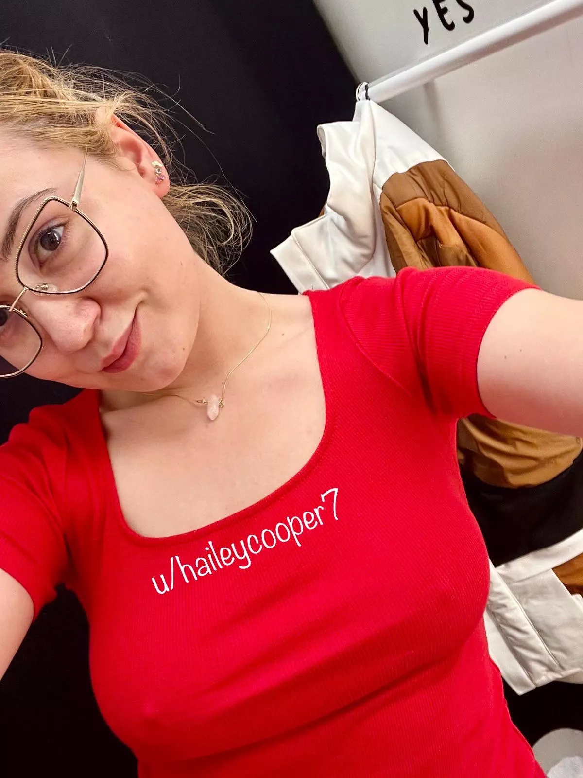 What am I shopping for? Not bras!💖🐷