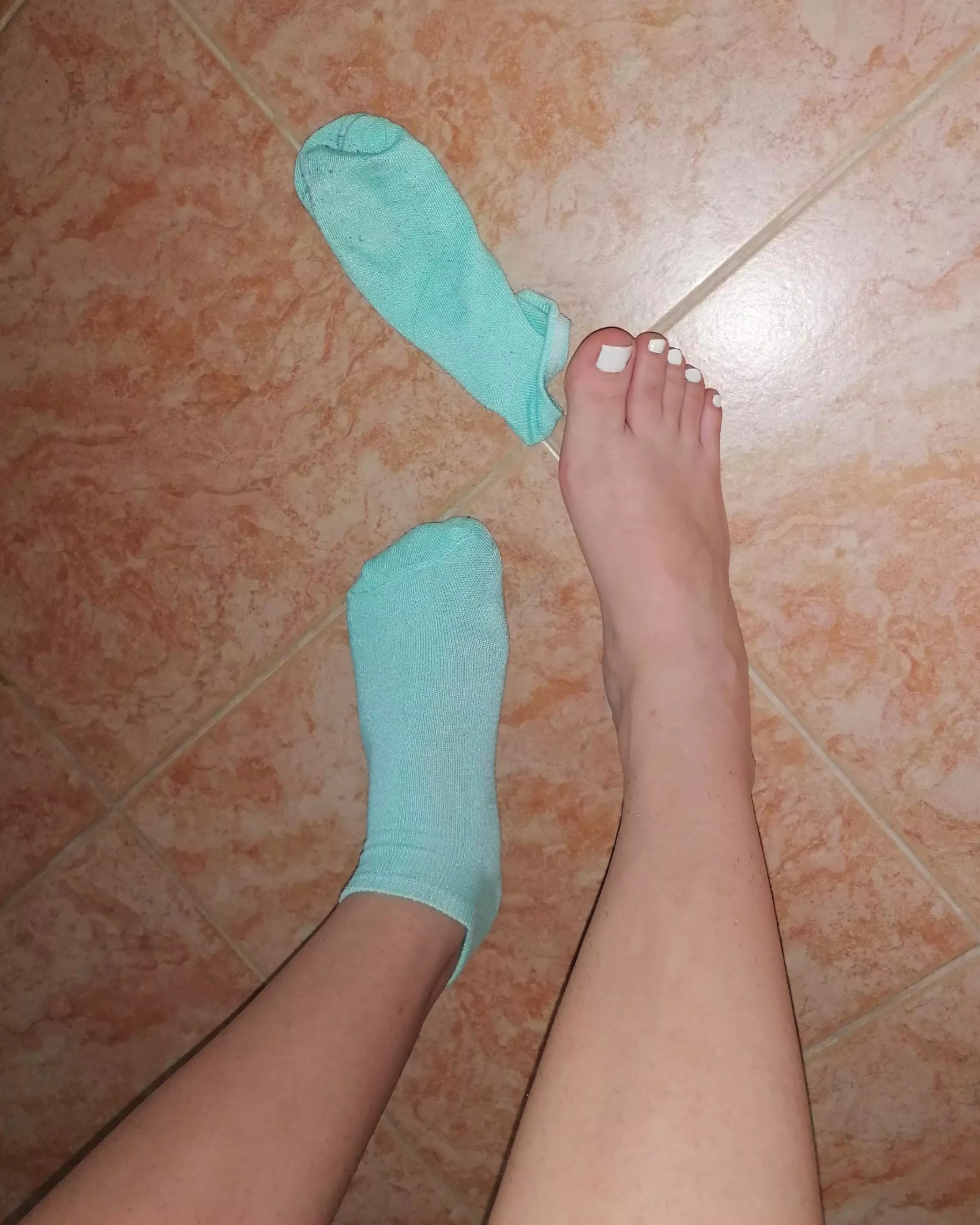 What are you waiting for? Take off my other sock and let's move on to the show...π₯΅ What are you waiting for? Take off my other sock and let's move on to the show...π₯΅