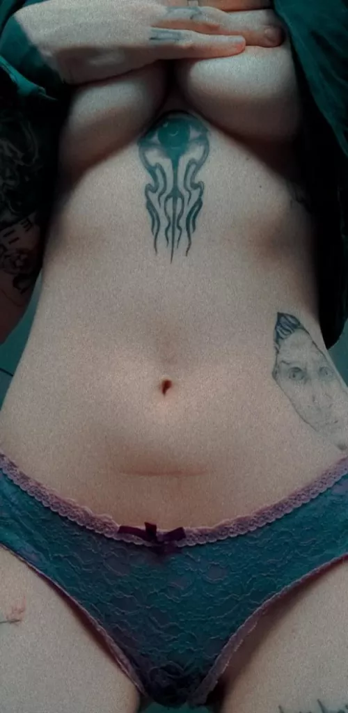 what are you watching? the eye or my boobs? [Selling] - videos G/G Cock rates, GFE and more, I have discounts today / kik: Kattvon