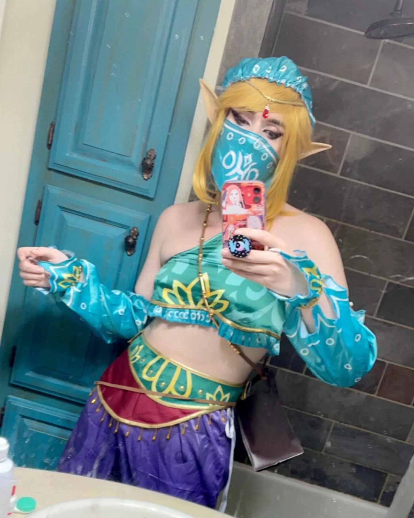 What cute femboy should I cosplay next!?