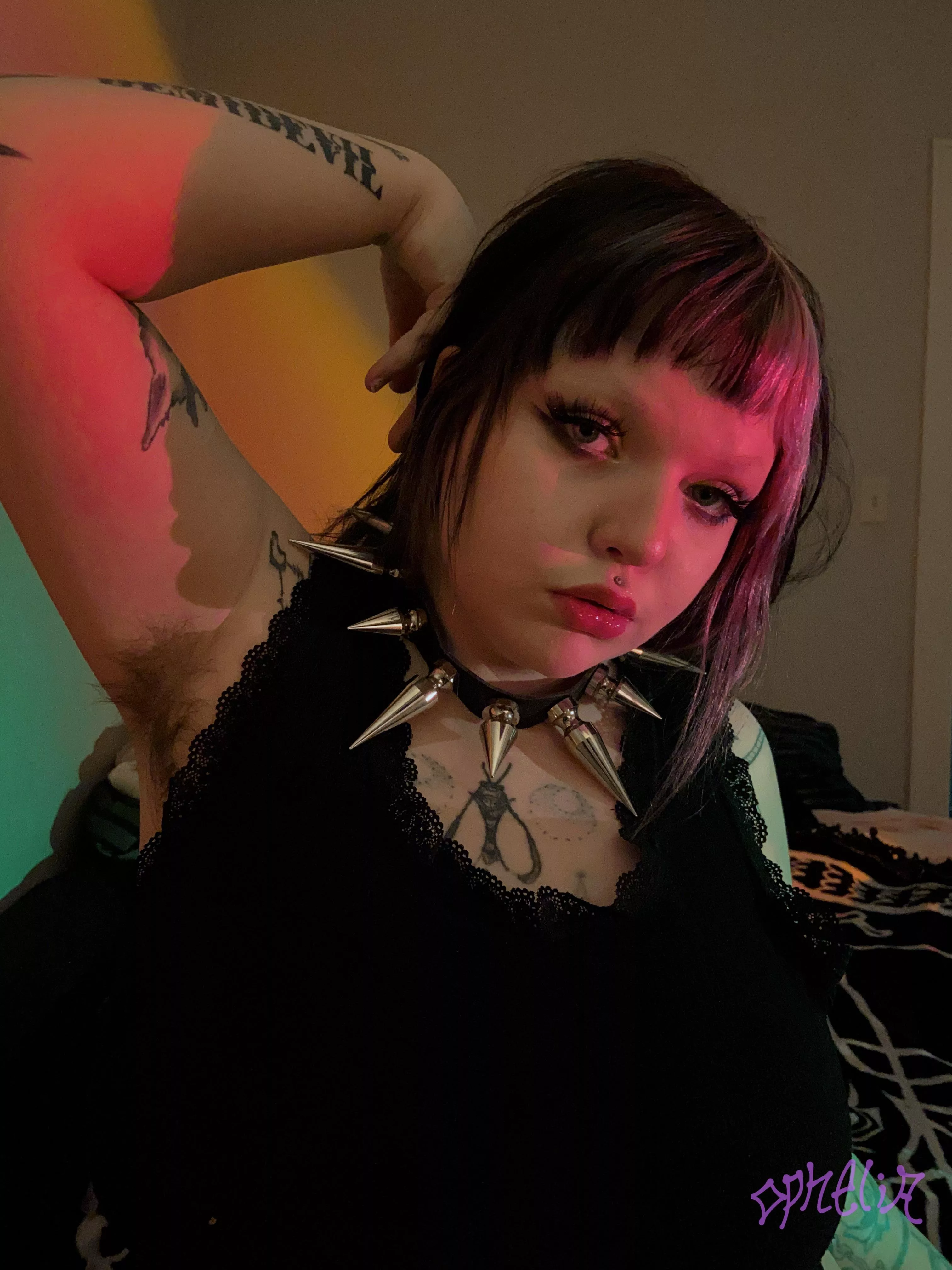 what do u think i smell like