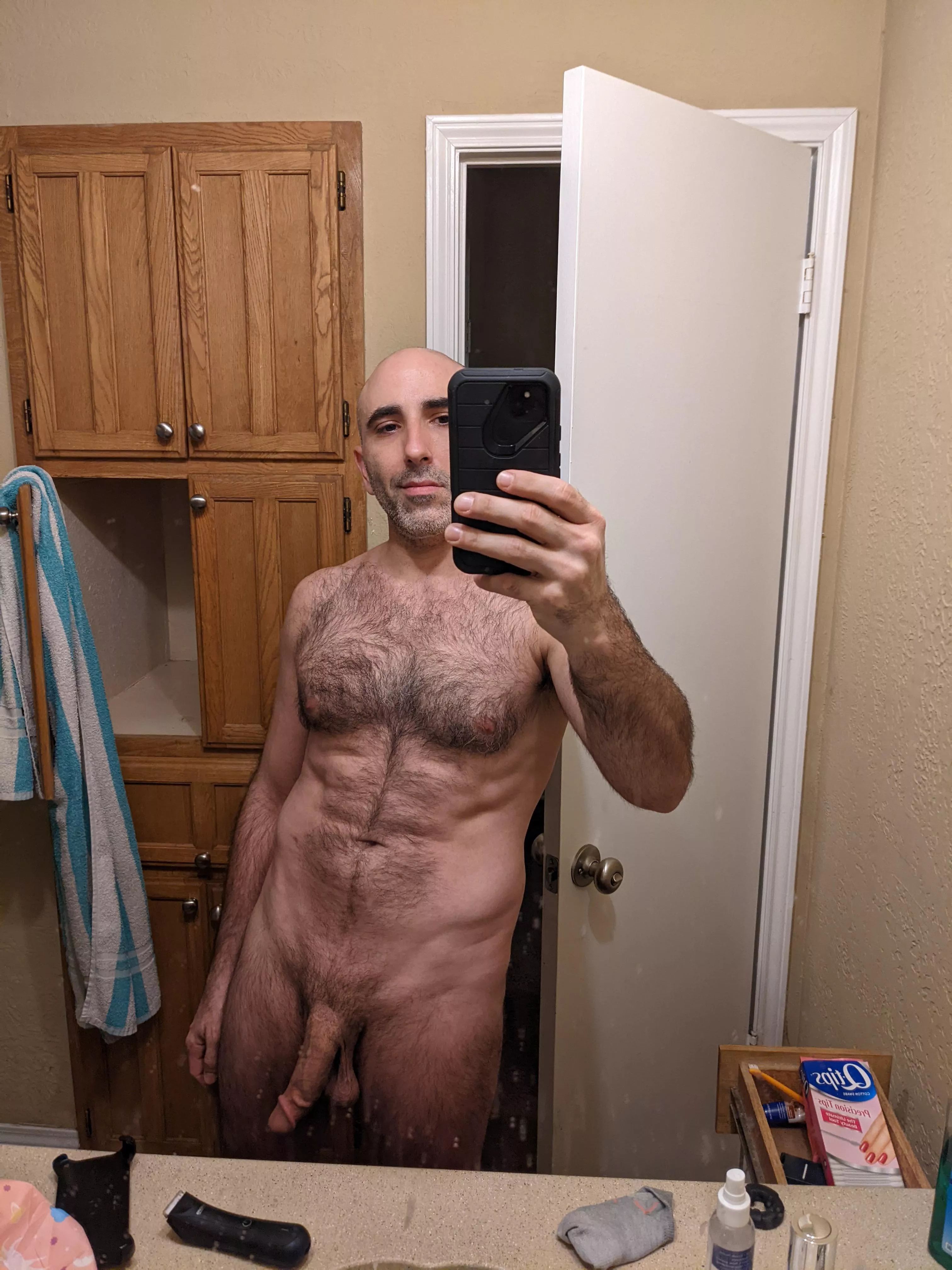 What do we think... Consider this a dad bod yes or no?