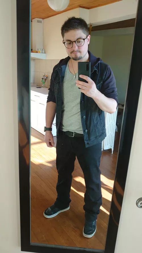 what do we think of this outfit? ๐ค