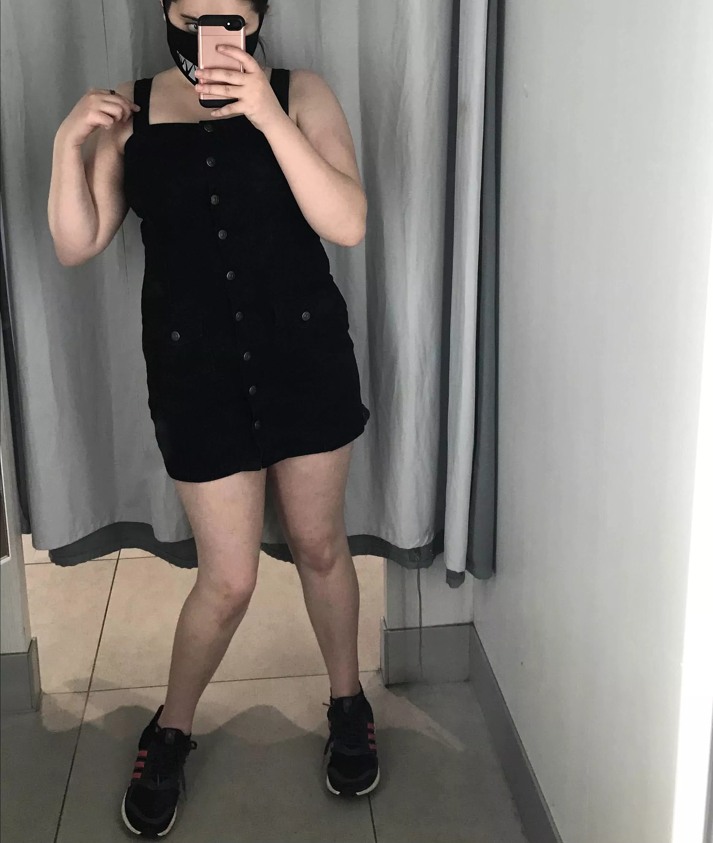 What do yall think of this dress? 😏