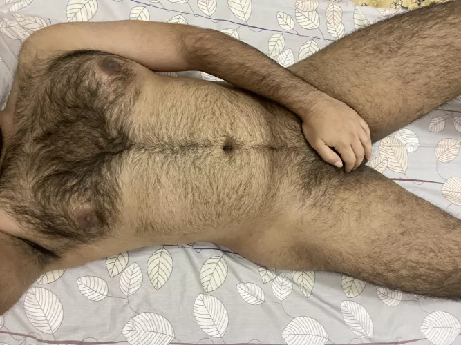 What do you imagine when you see me laying down like this ? 😈