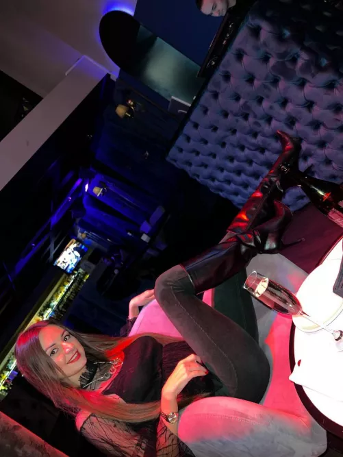 What do you think about my extremely sexy black boots with heels? 😈