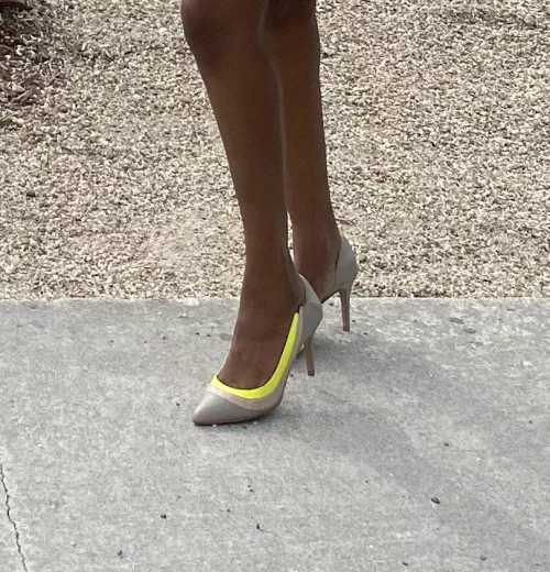 What do you think? Nice heels right?
