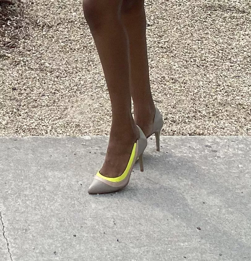 What do you think? Nice heels right?