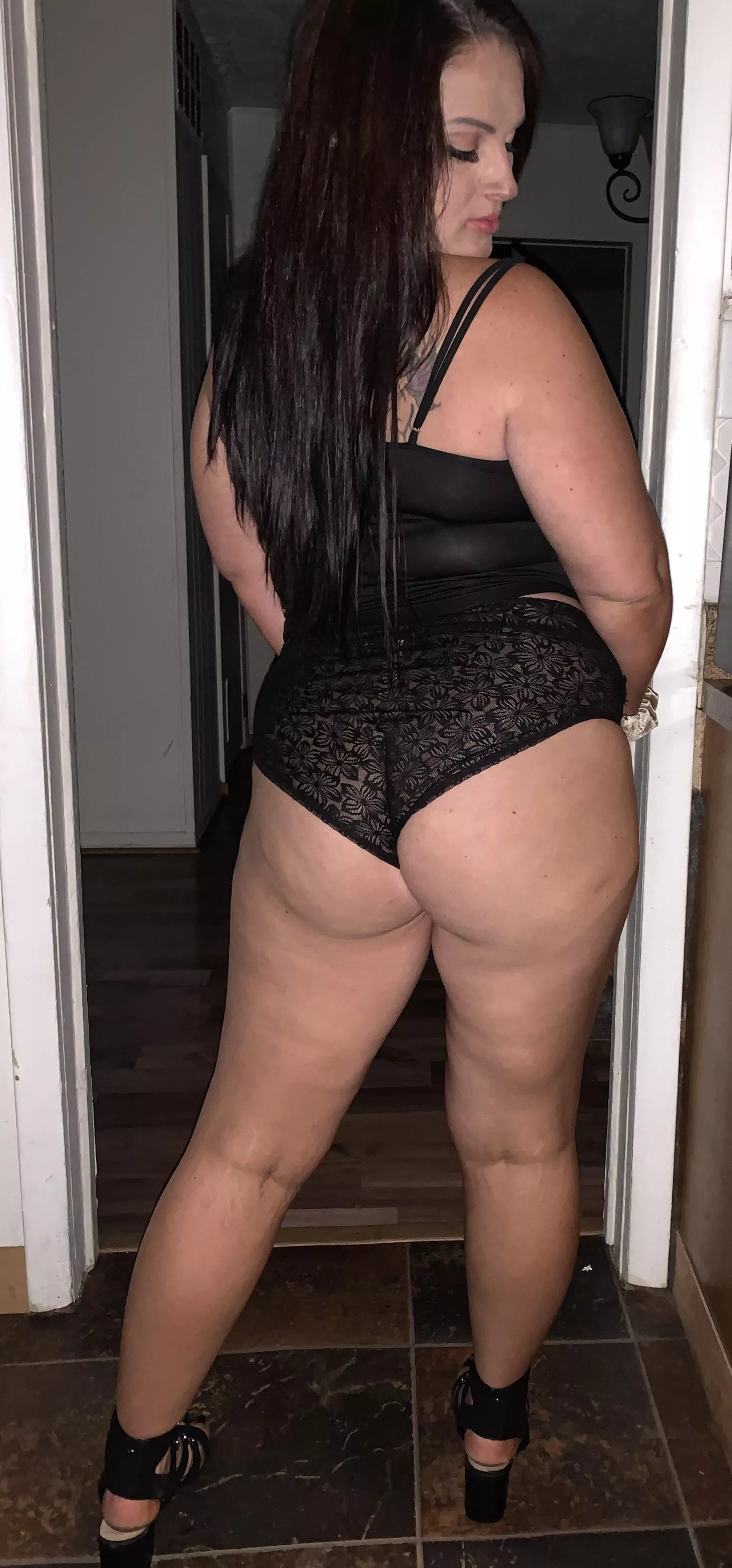 What do you think of her? Tell us exactly.. K’i’k us at fantasycouple2018 to trade and see more! What do you think of her? Tell us exactly.. K’i’k us at fantasycouple2018 to trade and see more!