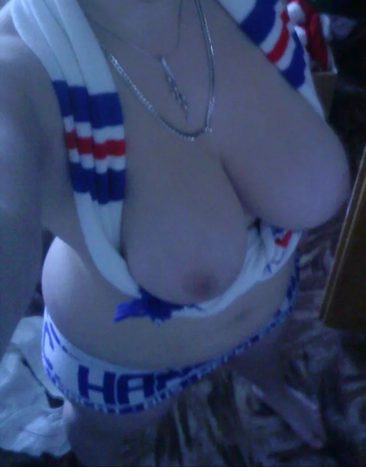 What do you think of me? (f)32 What do you think of me? (f)32