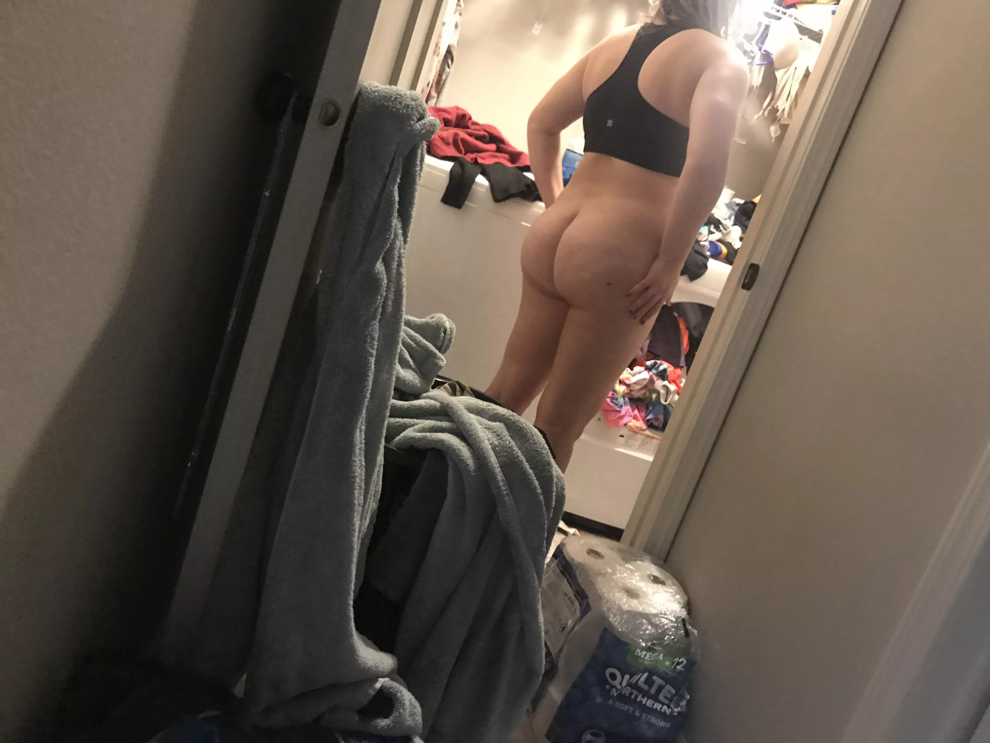 What do you think of my mom butt?