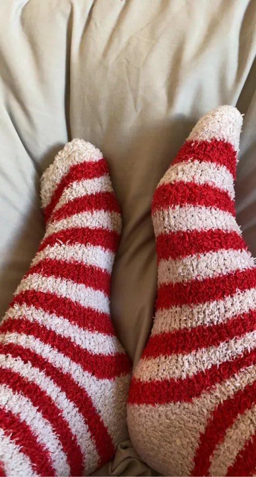 What do you think of my warm socks?π