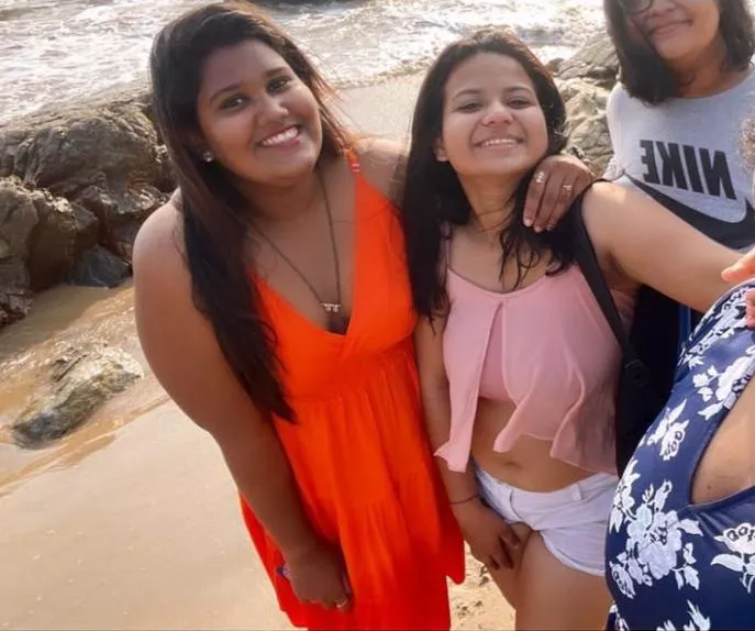 What do you'll feel about her navel and armpits. Write in the comments