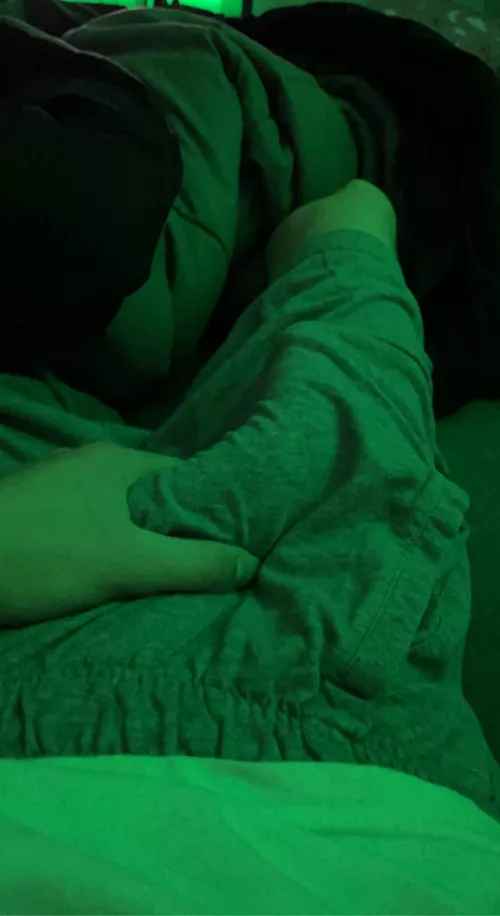 What happens when i lay in bed too long 🤷‍♂️