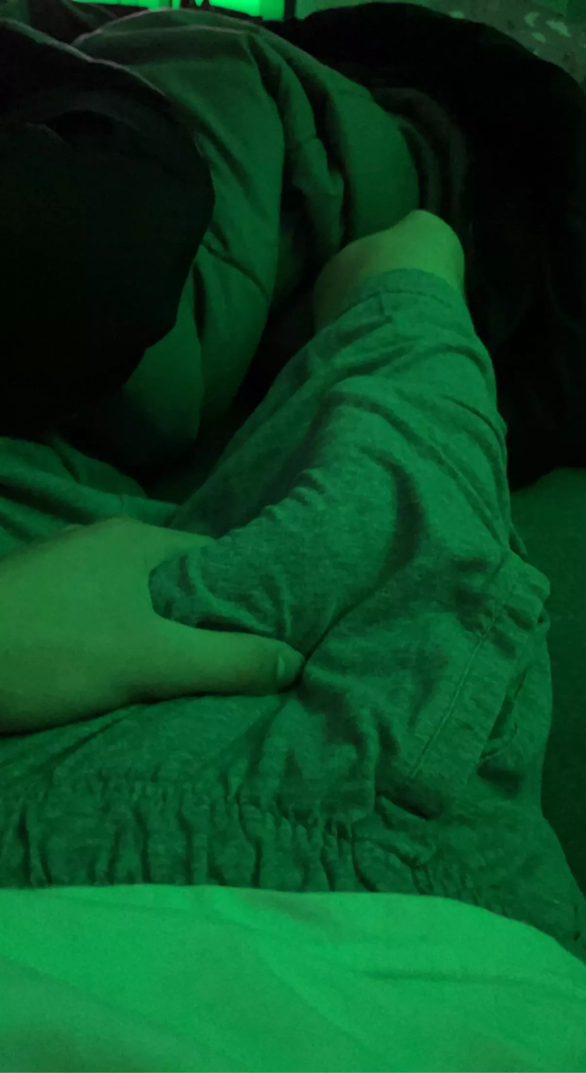 What happens when i lay in bed too long 🤷‍♂️