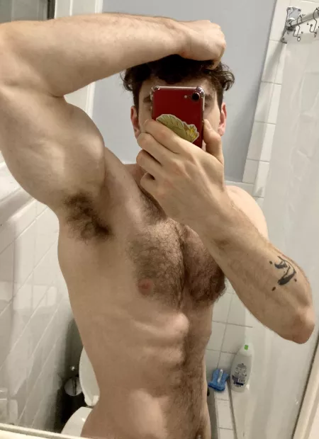 What makes for the sexiest pit? One thatβs neatly trimmed, or entirely wild