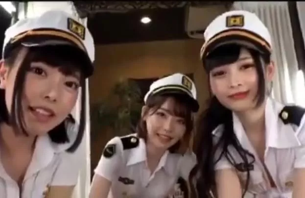 What movie is this again? I'm pretty sure that's Eimi Fukada on the middle