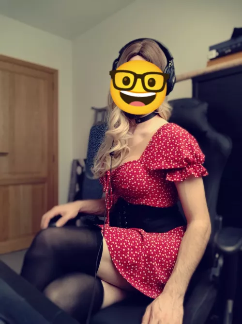 What people don't see when I talk to them ingame 🤭🤭