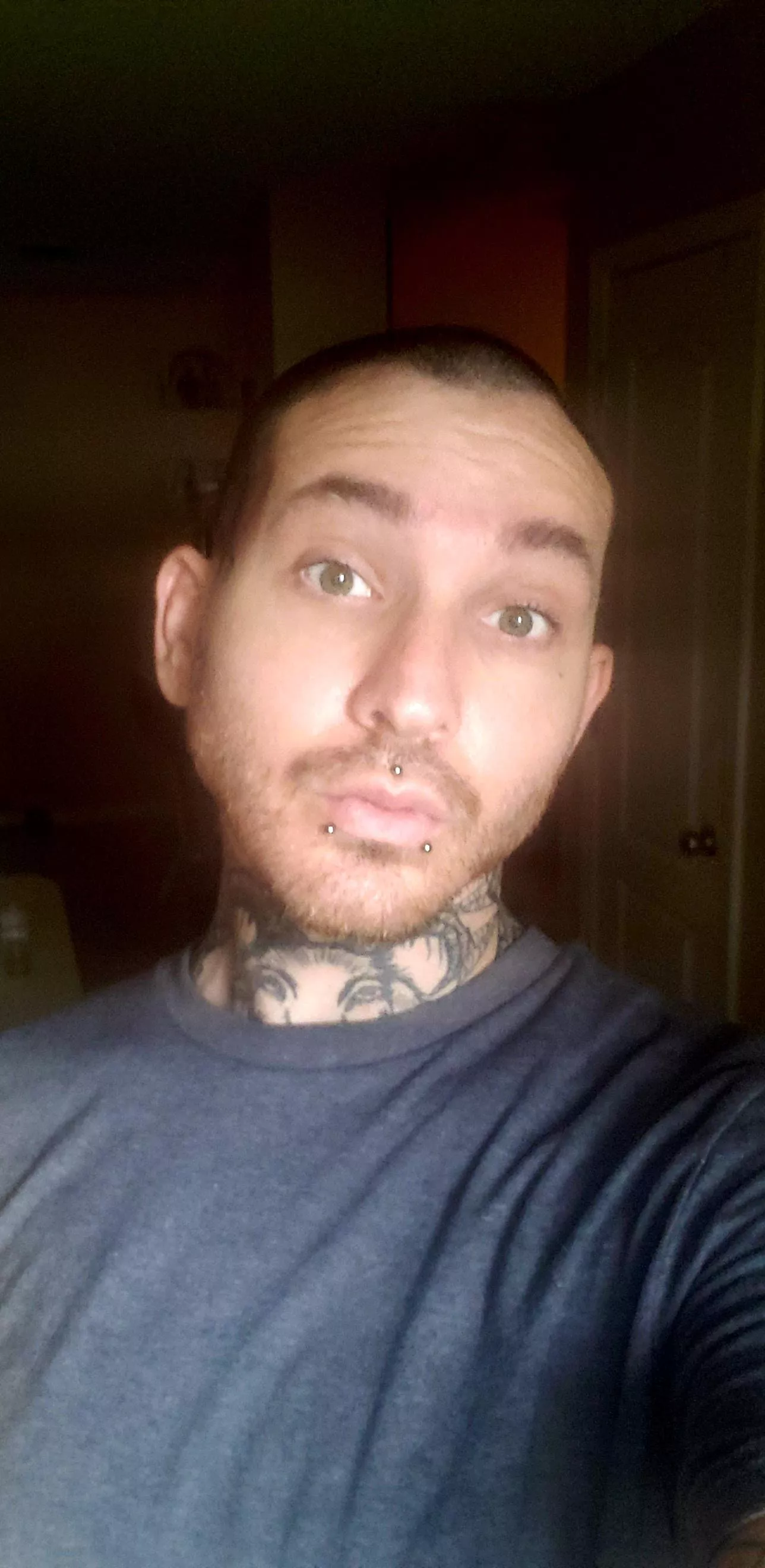 What type of character do you like playing? I like casters personally.