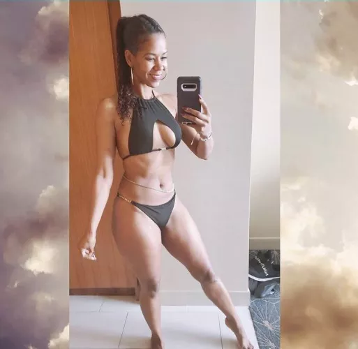 What would oyu put yuor lips on?