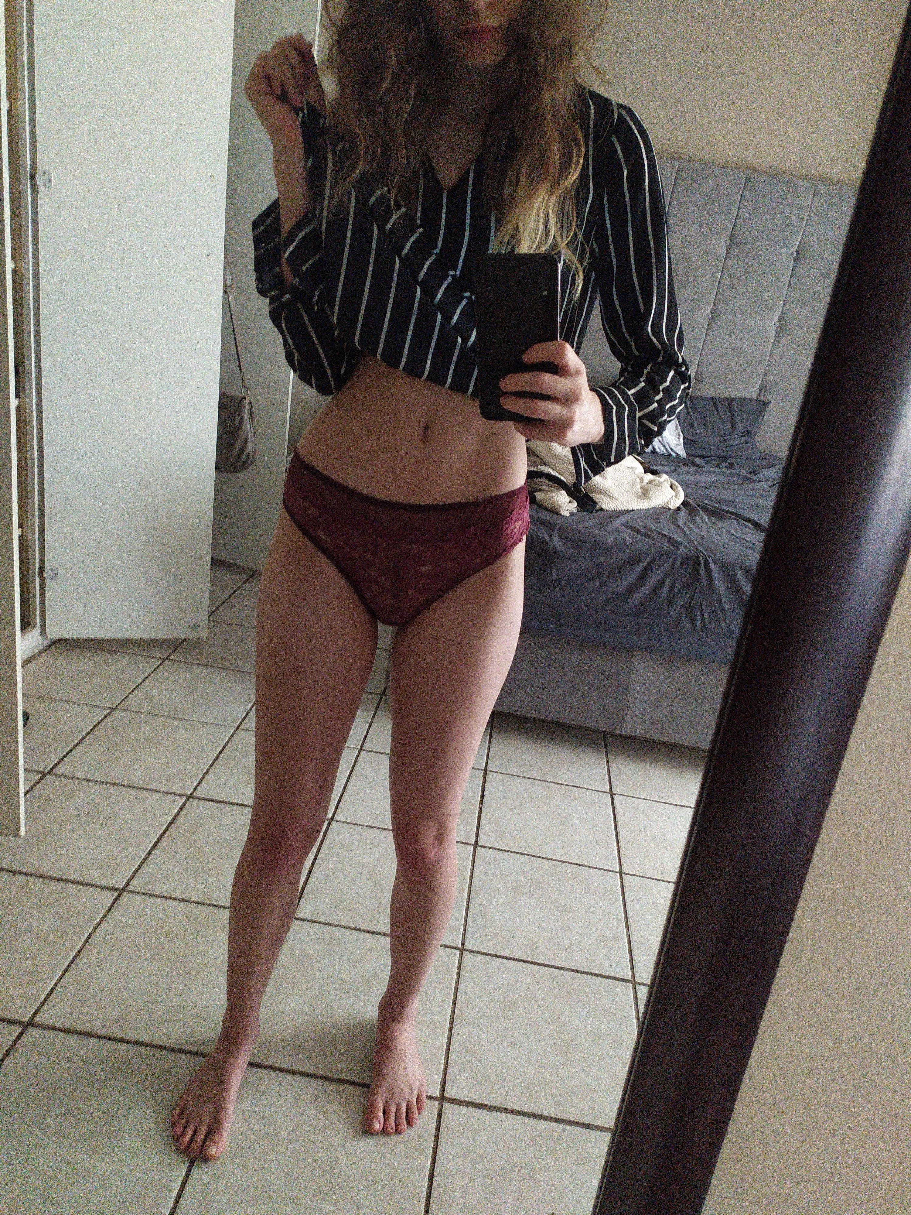 What would you do to this petit South African/Russian slut? 🇷🇺🇿🇦💞