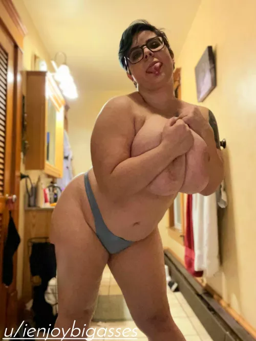 What would you guys do if she was your final Christmas present?