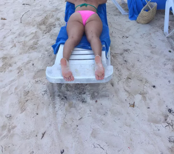 What yβall think of my wifeβs ass ?
